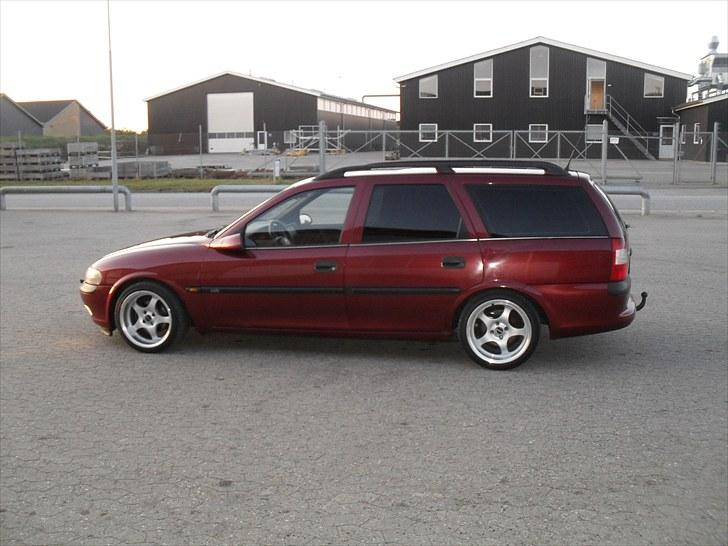 Opel vectra 1.8 16v CD st.car billede 15