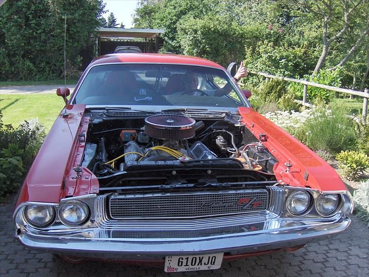 Dodge Challenger R/T Magnum - Min far på 80 år ville gerne prøve Challengeren, samme dag som den blev Told og afgiftvurderet.. billede 10