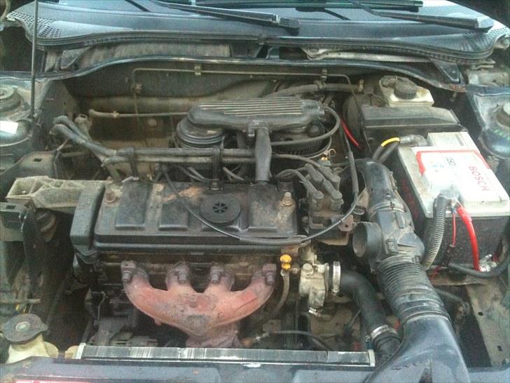 Peugeot 306 - Stor 1,4 motor! billede 8