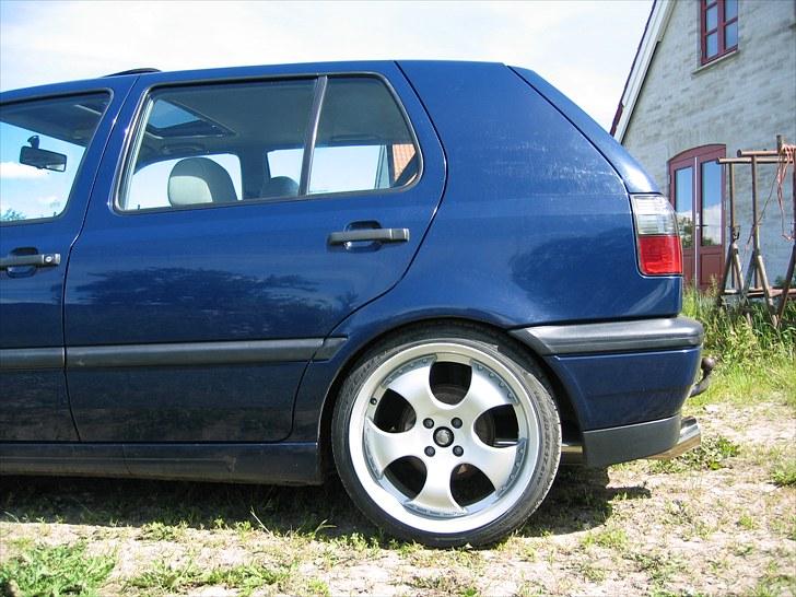 VW Golf 1.8 GL Aut. (SOLGT) billede 8