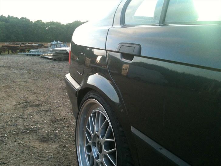BMW 325 e36 billede 8