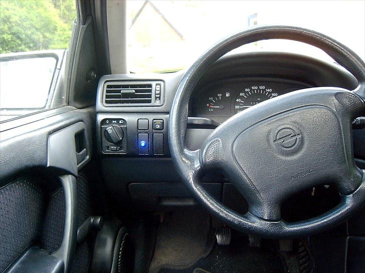 Opel Vectra A (((solgt))) billede 7