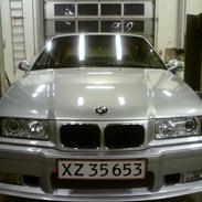 BMW 320i Solgt