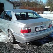 BMW 320i Solgt