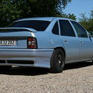 Opel Vectra A 2.0i *SOLGT*