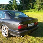 BMW e34 520i  12v   skrottet