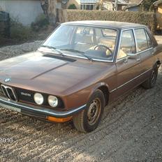 BMW E12 535i