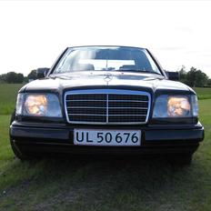 Mercedes Benz 300d w124 (solgt)