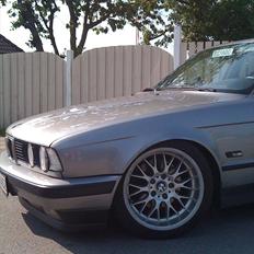BMW E34 520