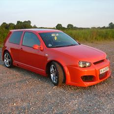 VW Golf IV *SOLGT*