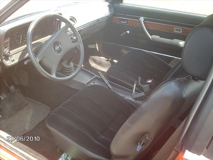 Opel manta 1,9s B solgt billede 9