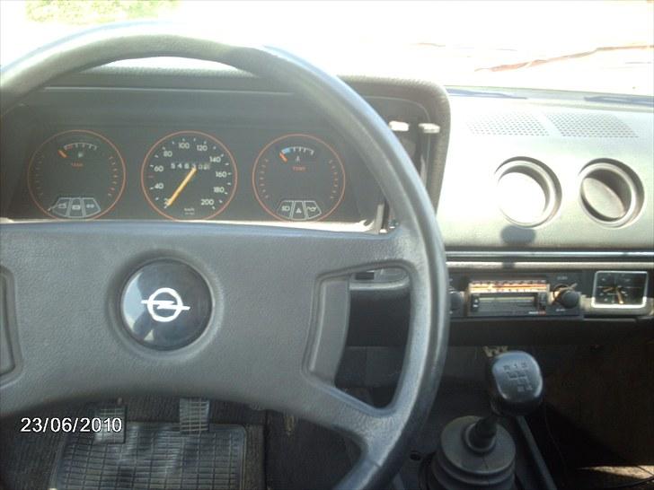 Opel manta 1,9s B solgt billede 10