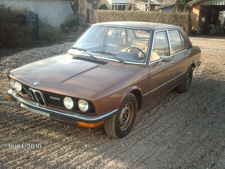 BMW E12 535i billede 1
