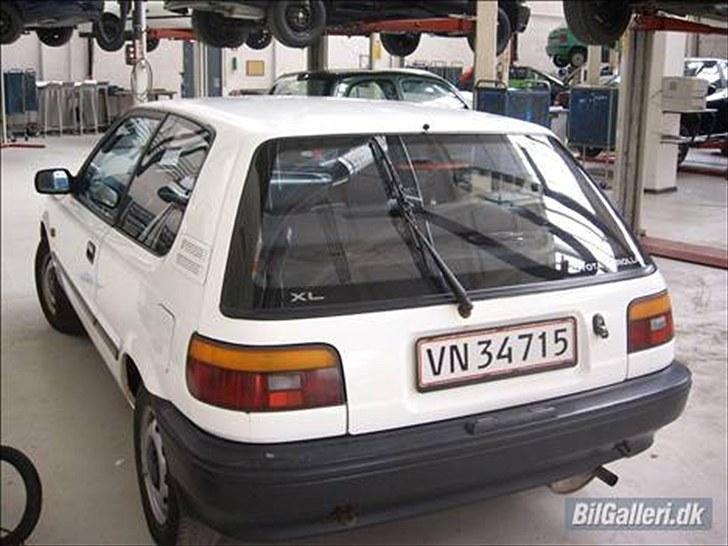 Toyota .* Corolla 1,3 XL *. billede 13