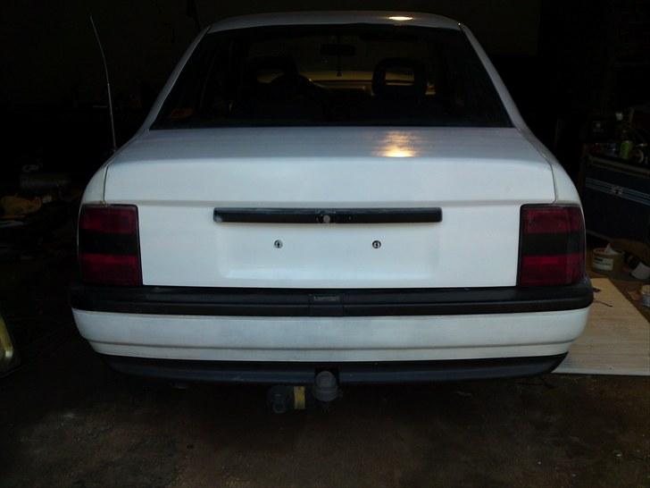 Opel Vectra A SOLGT!!! billede 2