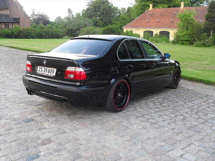 BMW 523i billede 2