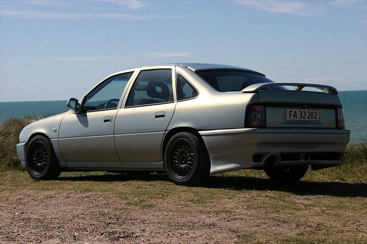 Opel Vectra A 2.0i *SOLGT* billede 17