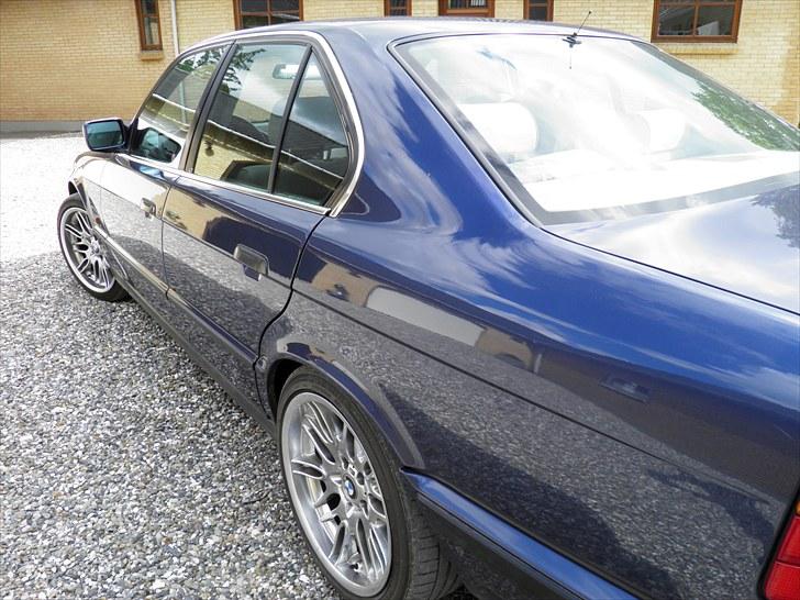 BMW 525i 2,8i Vanos (SOLGT) billede 7