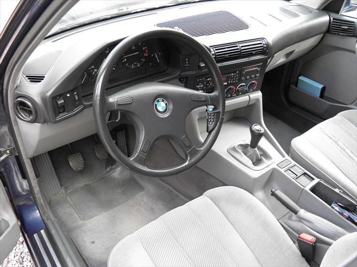 BMW 525i 2,8i Vanos (SOLGT) billede 11