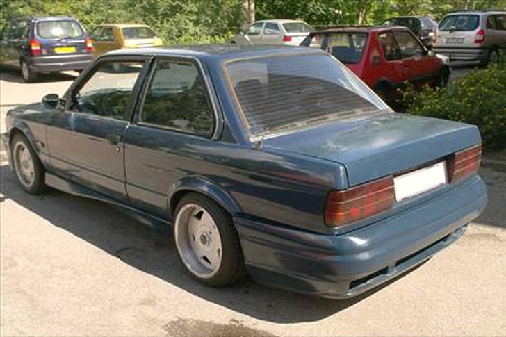 BMW 325i E30 solgt - ARGH! Sørgeligt syn :´-( billede 15