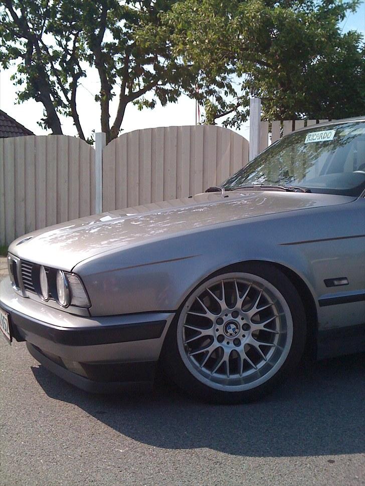 BMW E34 520 billede 2