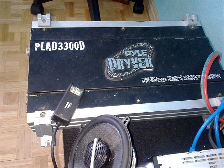 Nissan Micra 1,0 GL "død" billede 9