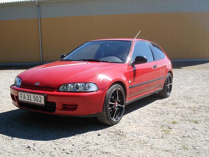 Honda Civic 3d. !Totalskadet! billede 1