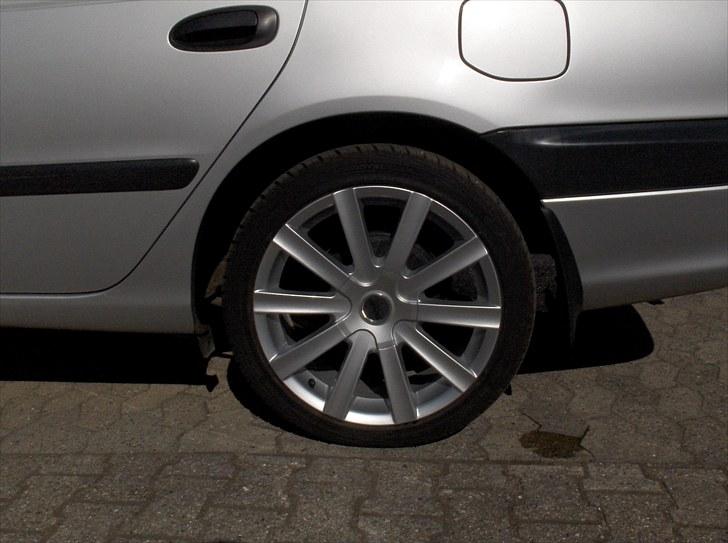 Toyota Avensis Terra Solgt billede 8