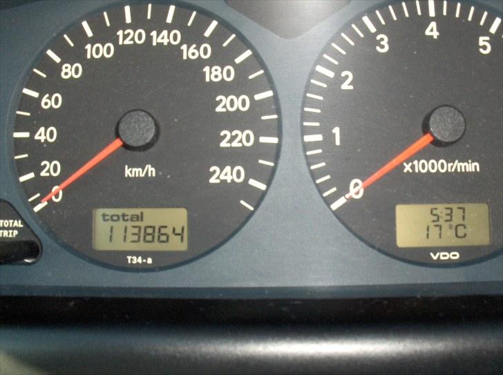 Toyota Avensis Terra Solgt billede 9