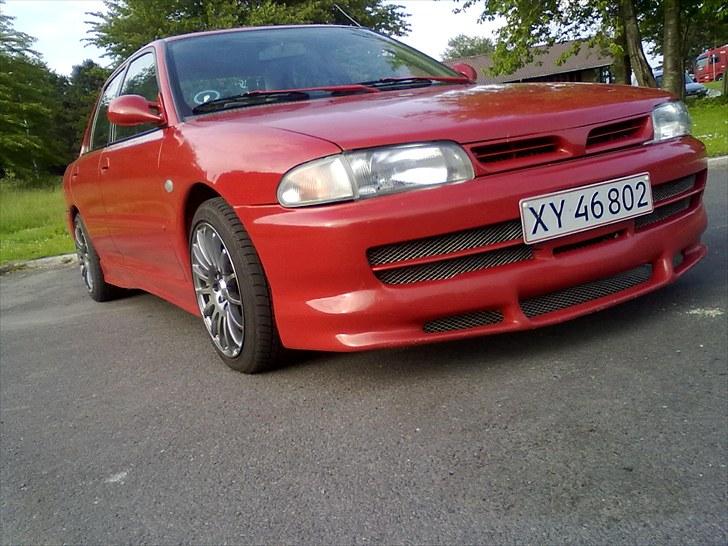 Mitsubishi Lancer 1,6 GXLi........ skrottet....... billede 15