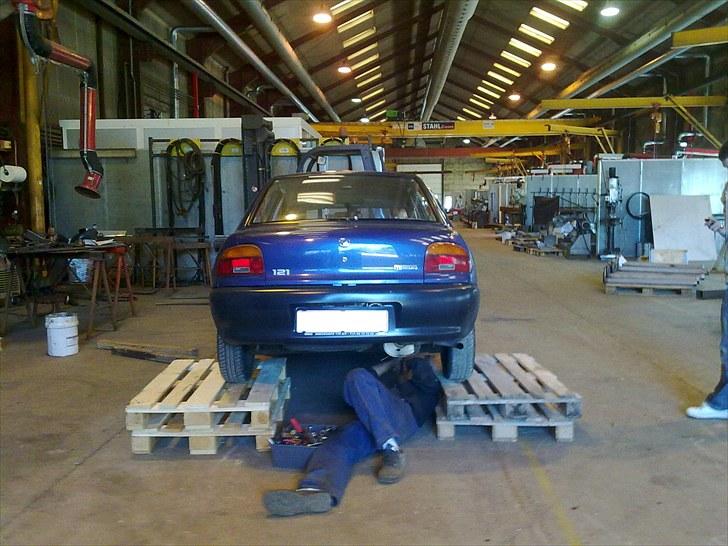 Mazda 121 1,3 billede 10