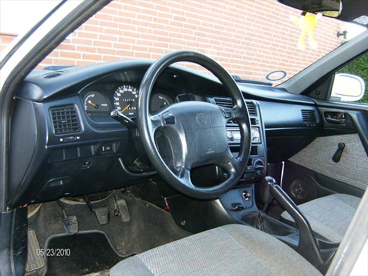 Toyota .-. Carina E Solgt .-. billede 15