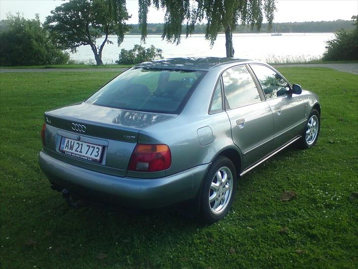 Audi A4 1.8T ***Solgt*** billede 15