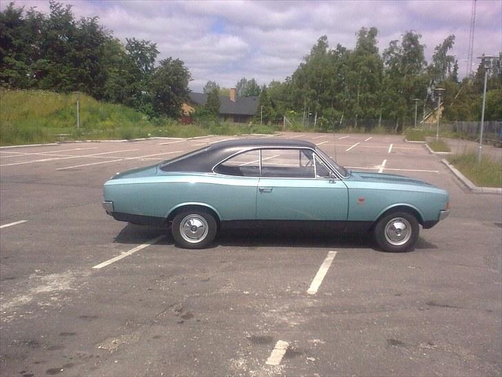 Opel REKORD C COUPE søndagsbil billede 3