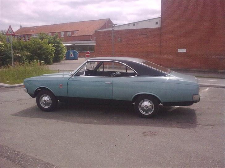 Opel REKORD C COUPE søndagsbil billede 4