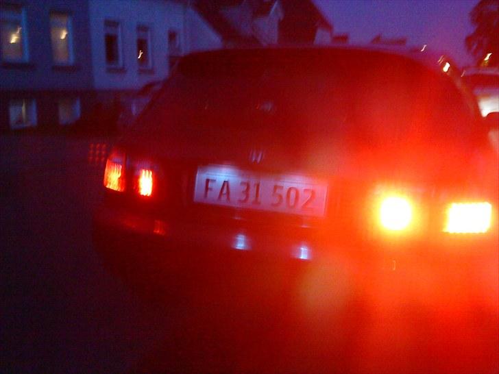 Honda Civic 3d. !Totalskadet! billede 17