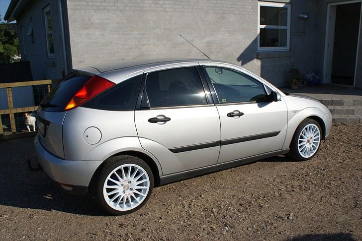 Ford Focus Mrk. 1 --- SOLGT billede 9