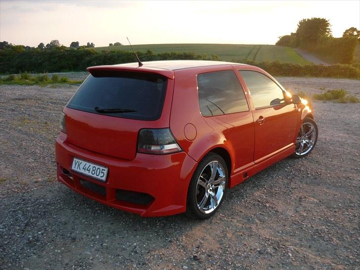 VW Golf IV *SOLGT* billede 4