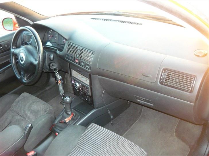 VW Golf IV *SOLGT* billede 16