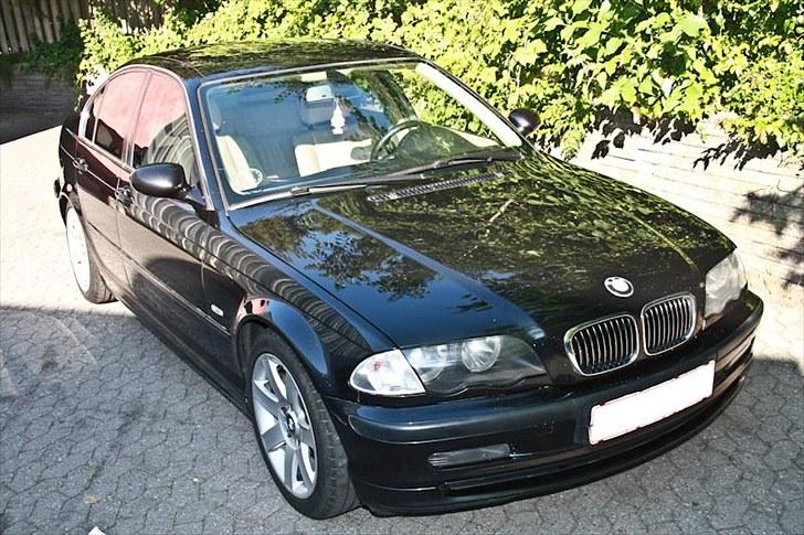 BMW E46 320I TOTAL SKADET billede 11