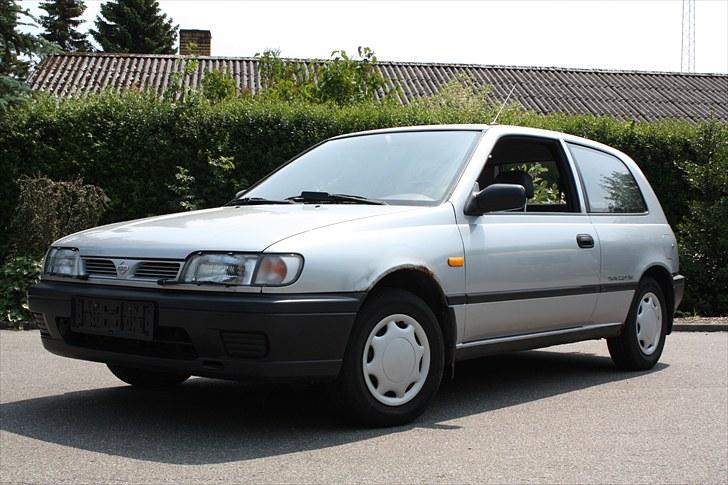 Nissan Sunny 1,4 Twin cam 16v billede 1