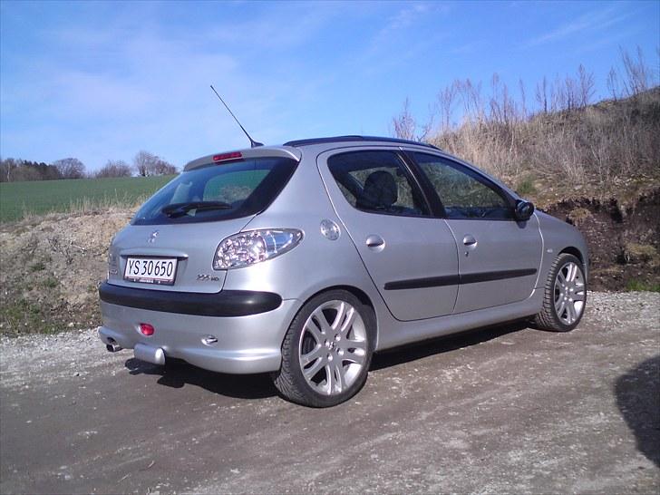Peugeot 206 2,0 HDI solgt!! billede 4