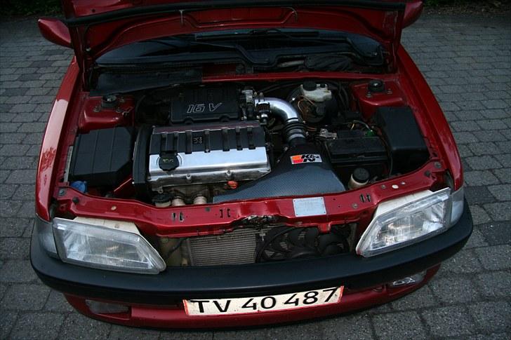 Peugeot 106 XSi 16V --- SOLGT - nu med blankpoleret ventildæksler billede 9