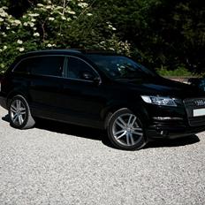 Audi Q7 3,0 TDI dpf quattro