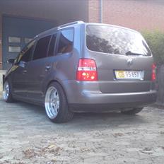 VW Touran 2,0 TDI DSG