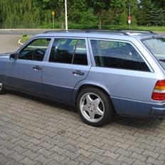 Mercedes Benz Te 320