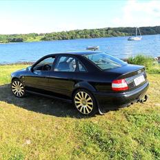 Audi A4 1,6 b5 SOLGT