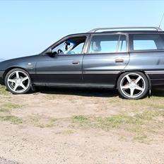 Opel Astra F Stcar/Bette Fis