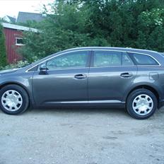 Toyota Avensis D-4D TX *SOLGT*