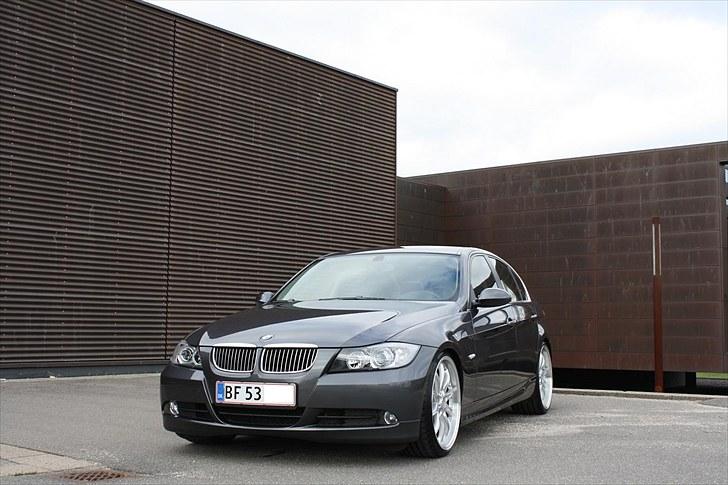 BMW 325i E90 KONEBIL SOLGT billede 1